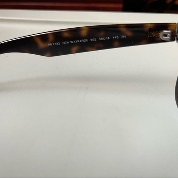Rayban New Wayfarer Sunglasses - Picture 4 of 7